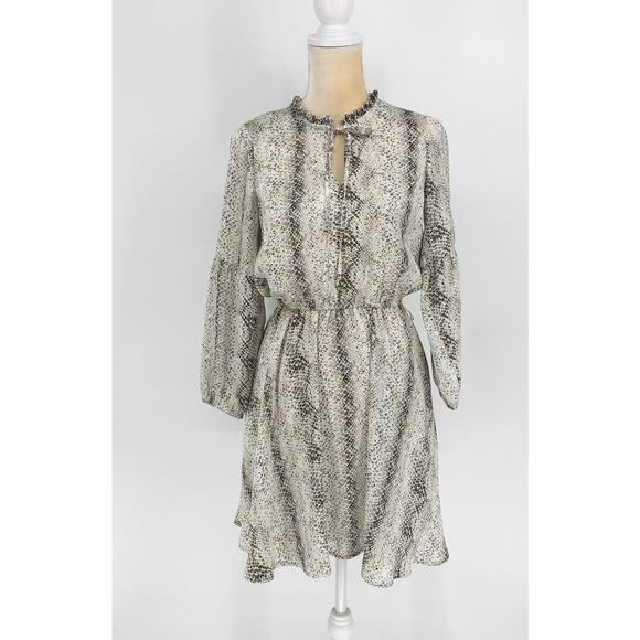 Gibson Womens Dress XS Grey Snake Print Blouson Ruffle Trim Keyhole Mini NWT - Picture 2 of 10